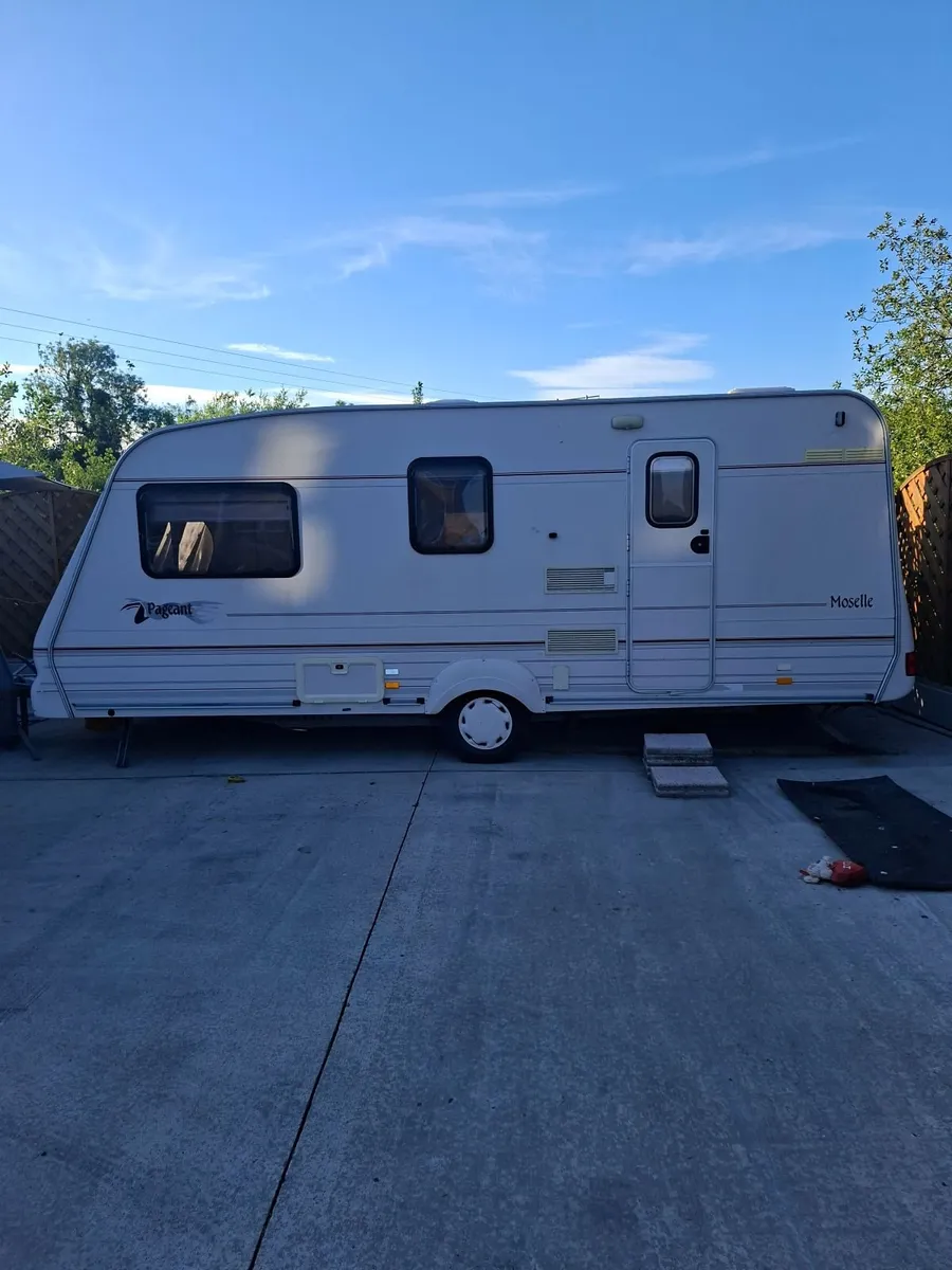Carvan for sale - Image 3