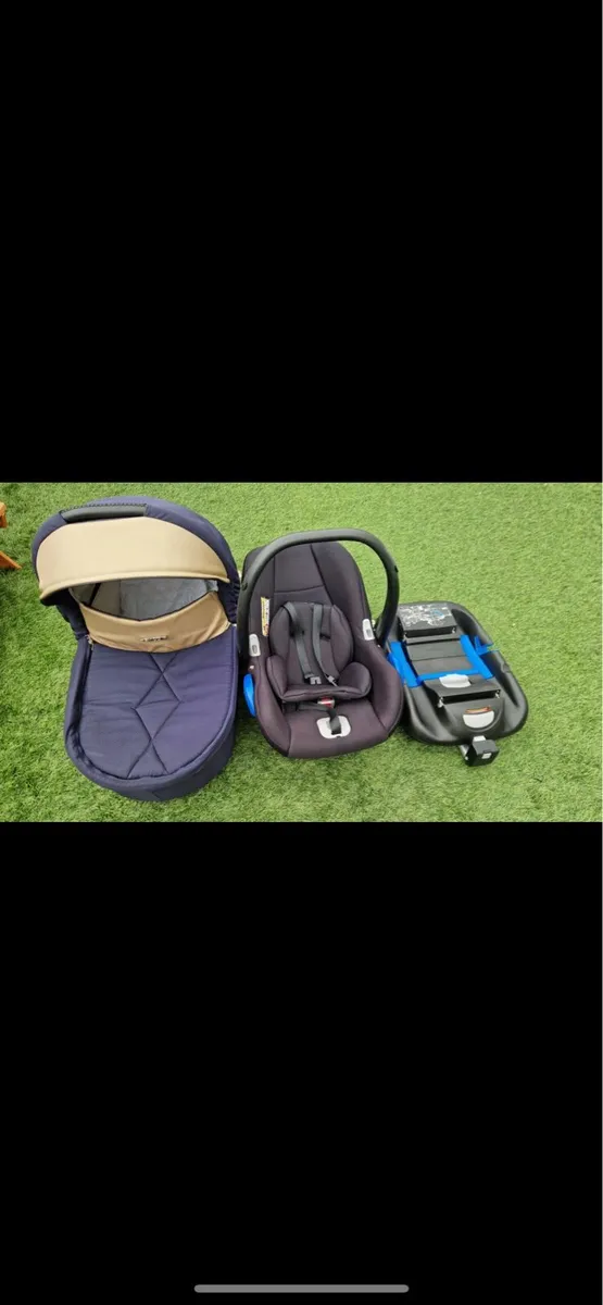 Venicci 3 in 1 travel system - Image 4