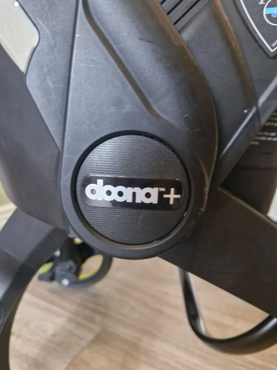 Doona Car Seat / Stroller - Image 1