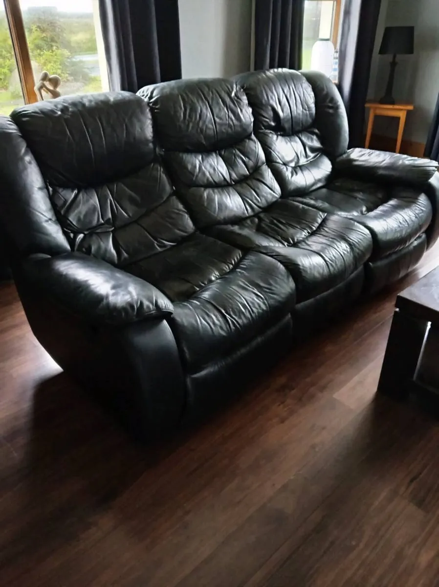 3 piece suite leather - Image 1