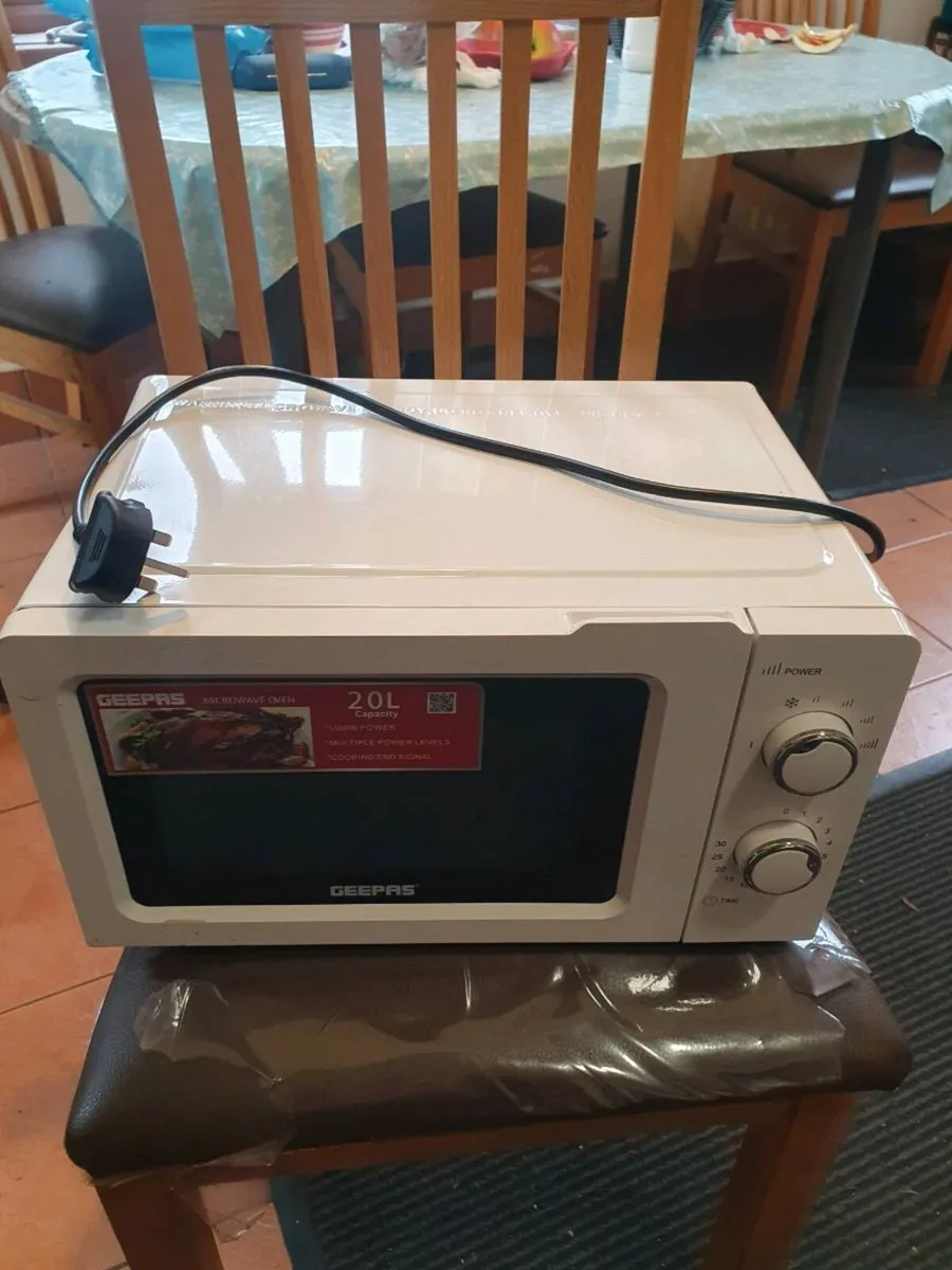 microwave - Image 4