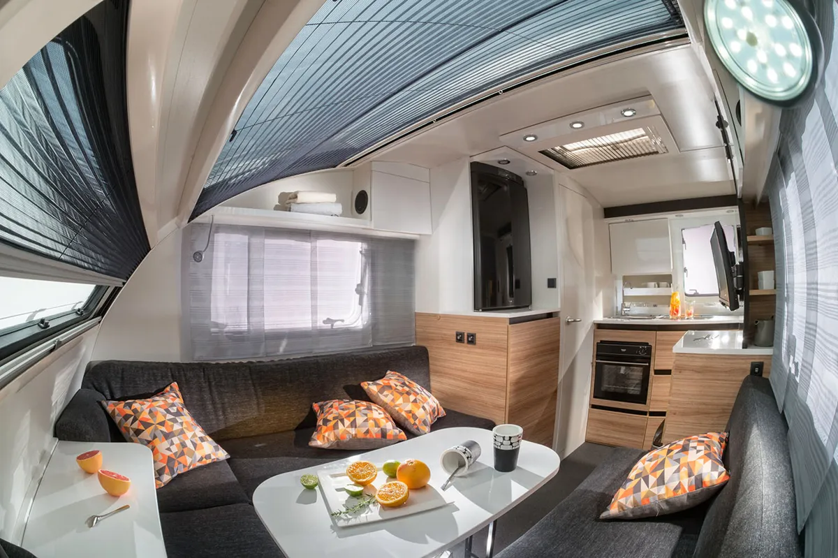 NEW ADRIA ACTION 361 - Image 3