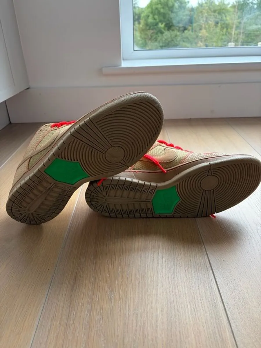 Nike SB Dunk Low Pro Som Tim - Image 3