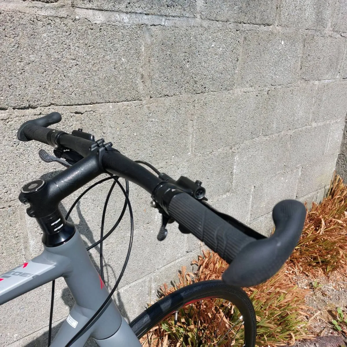 Merida Speeder 400 Flat Bar Road Bike - Large -NEW - Image 4