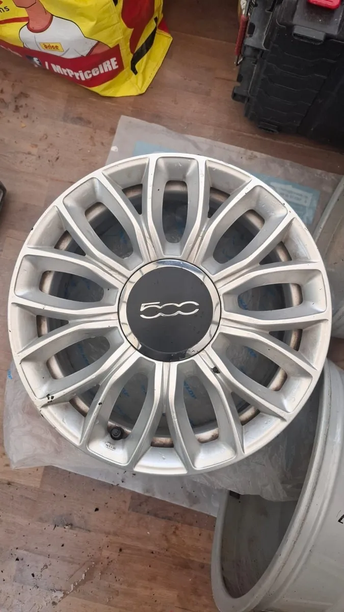 Fiat 500 OEM alloy wheels x4 - 15" 6Jx15 ET35 - Image 1