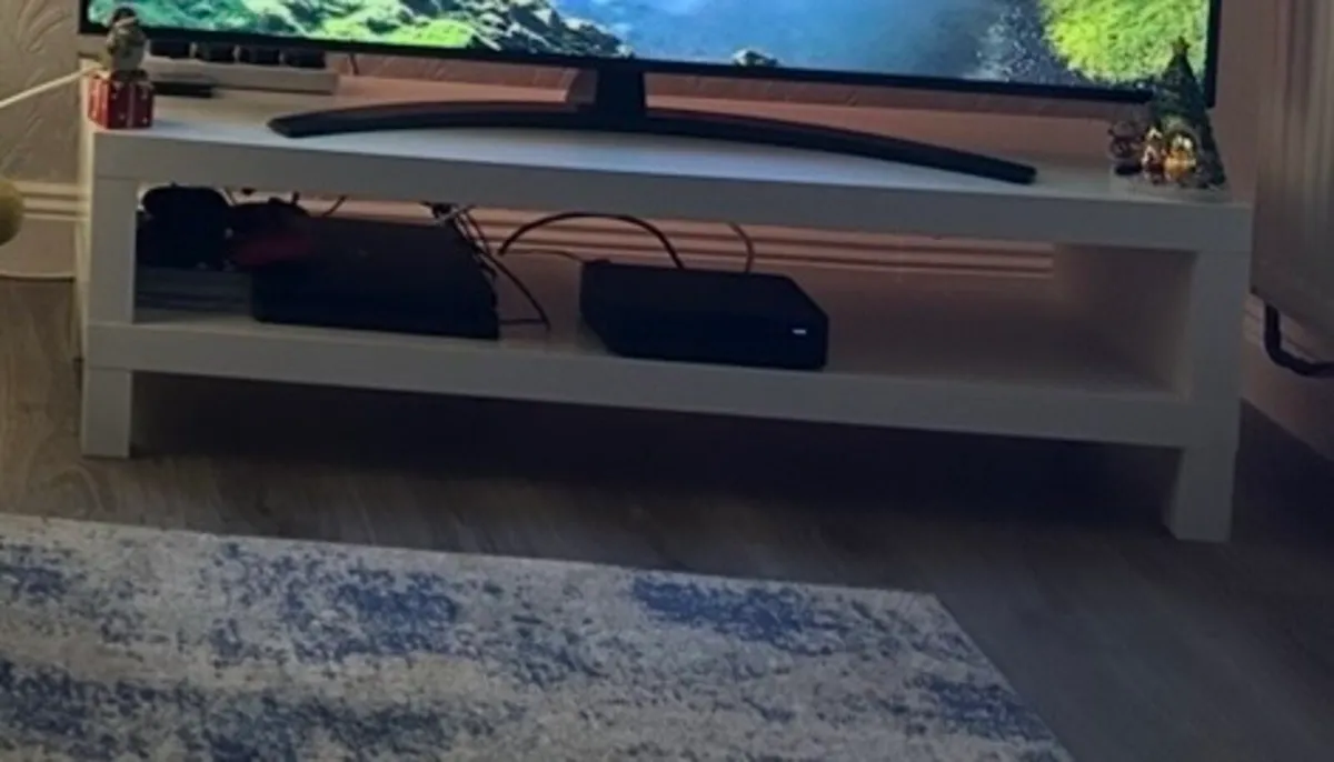 Tv unit