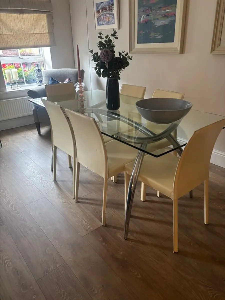 Dining - Image 1