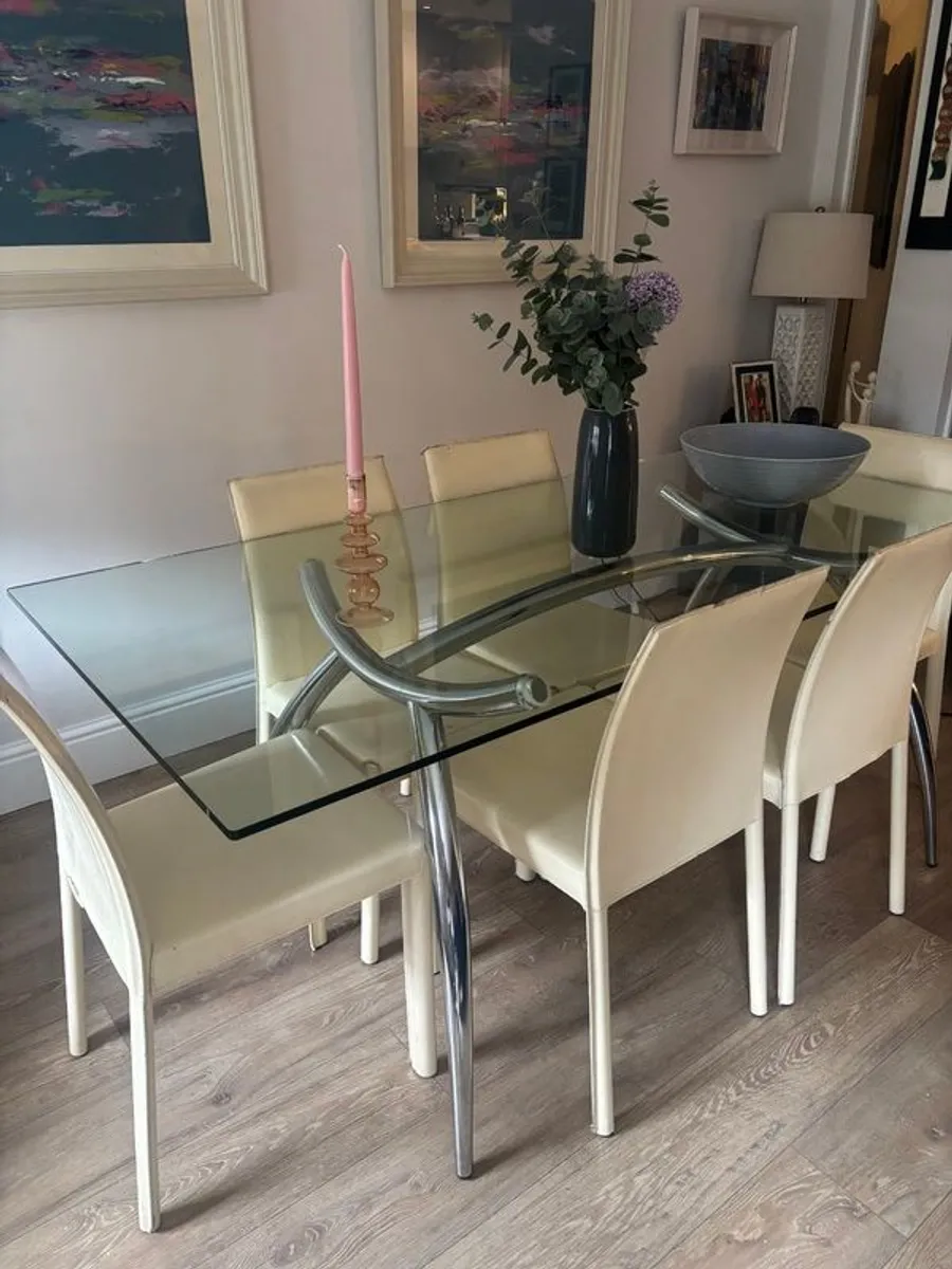 Dining - Image 3