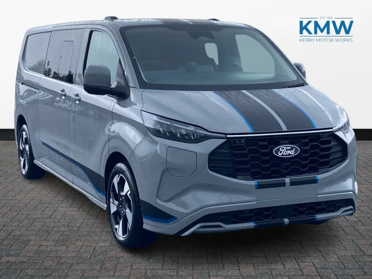 Ford Transit Custom 2.5 Crew-Cab LWB Sport PHEV..1 - Image 3