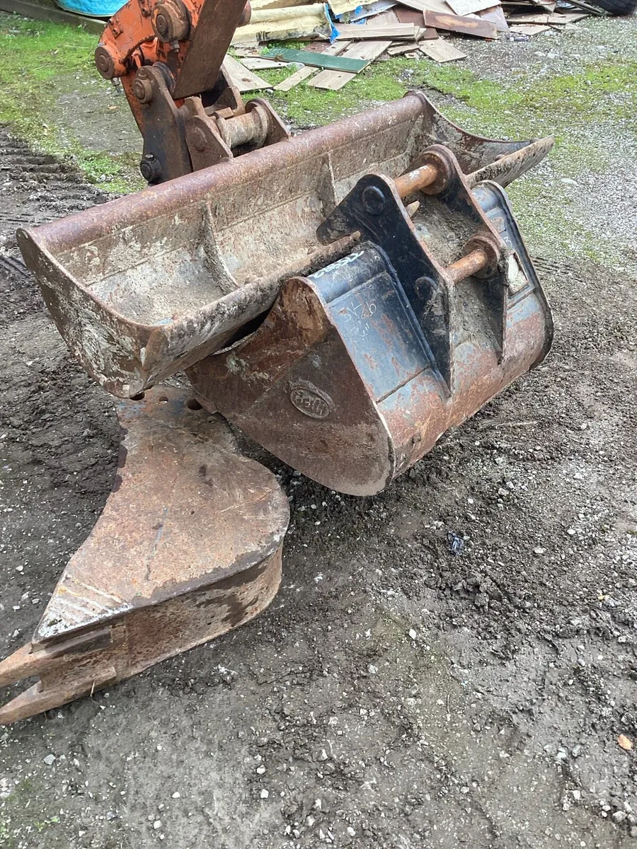 Mini digger - Image 4