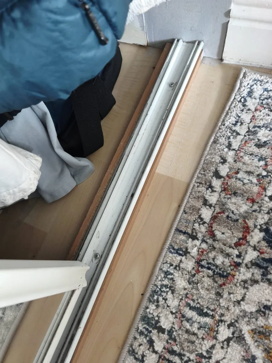 Wardrobe mirror doors - Image 4