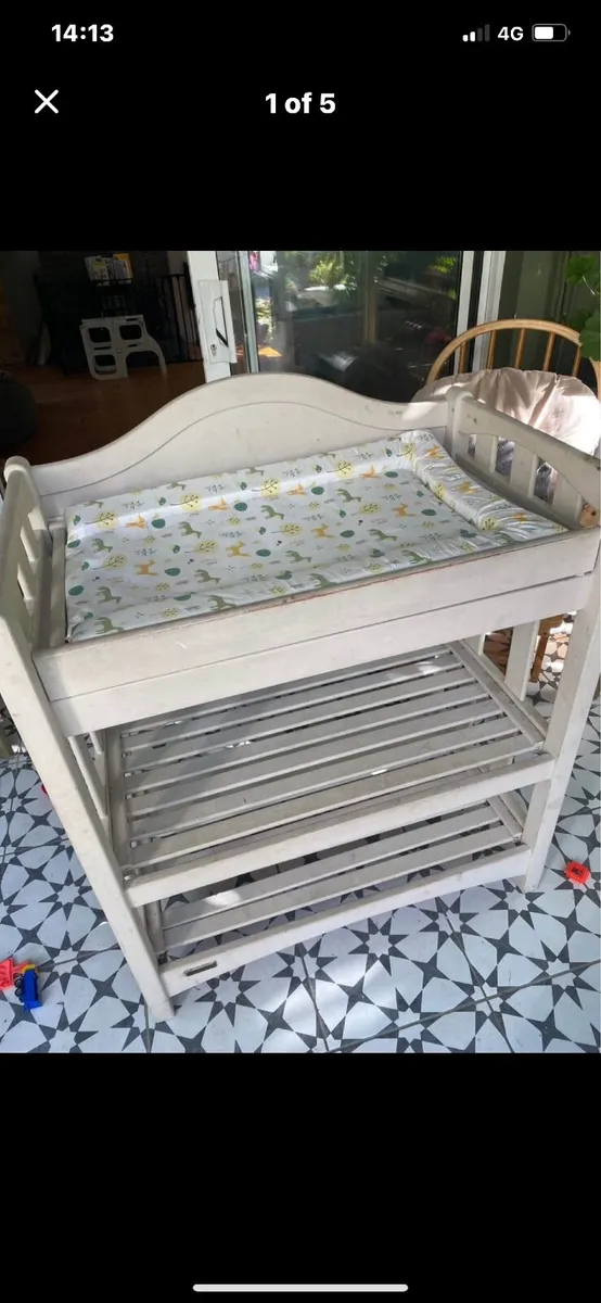 Baby changing table - Image 4