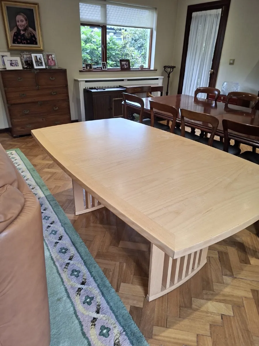 Dining room Table and chairs - Image 1