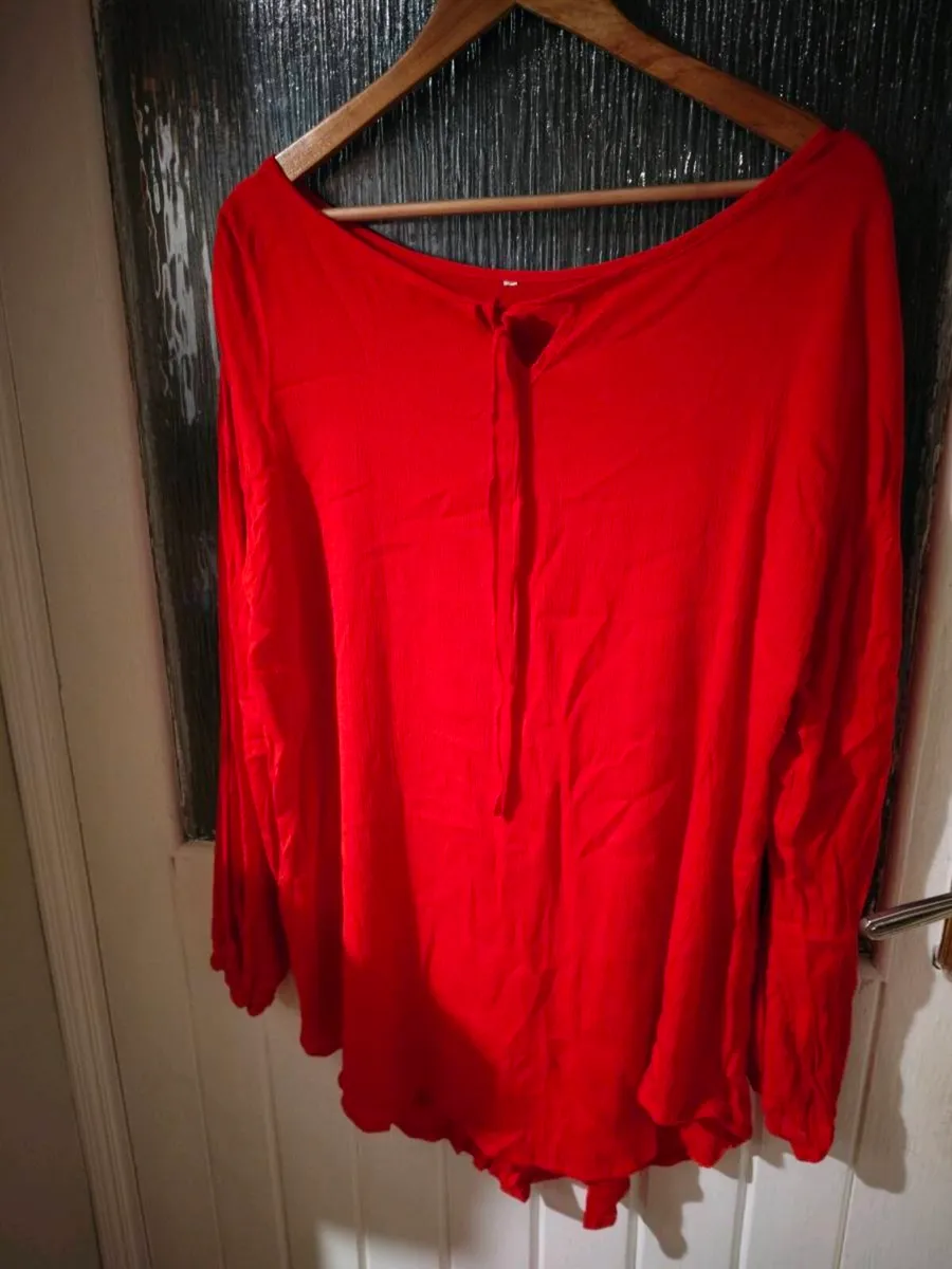 Ladies Red Longsleeve Cheesecloth top, new never w - Image 1