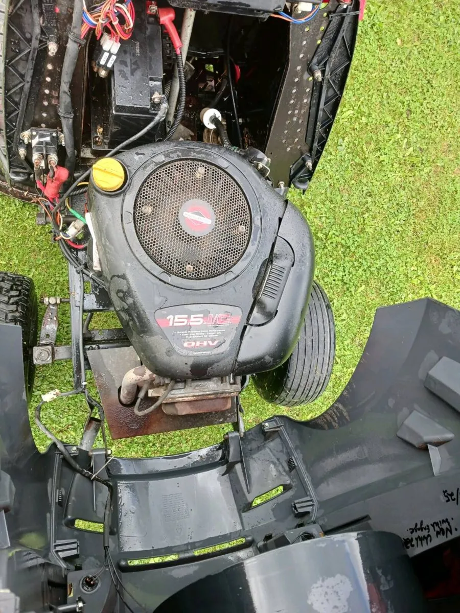Castlegarden hydrostatic Briggs engine - Image 4
