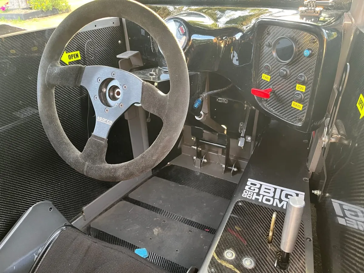 Legend Race Car - Image 2