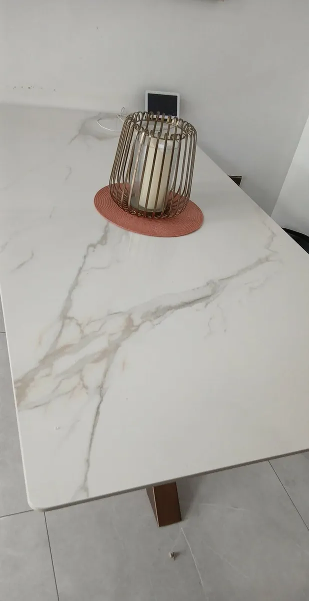 Large dining table - Image 2