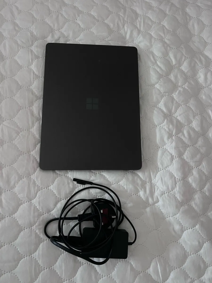 Surface Laptop 7