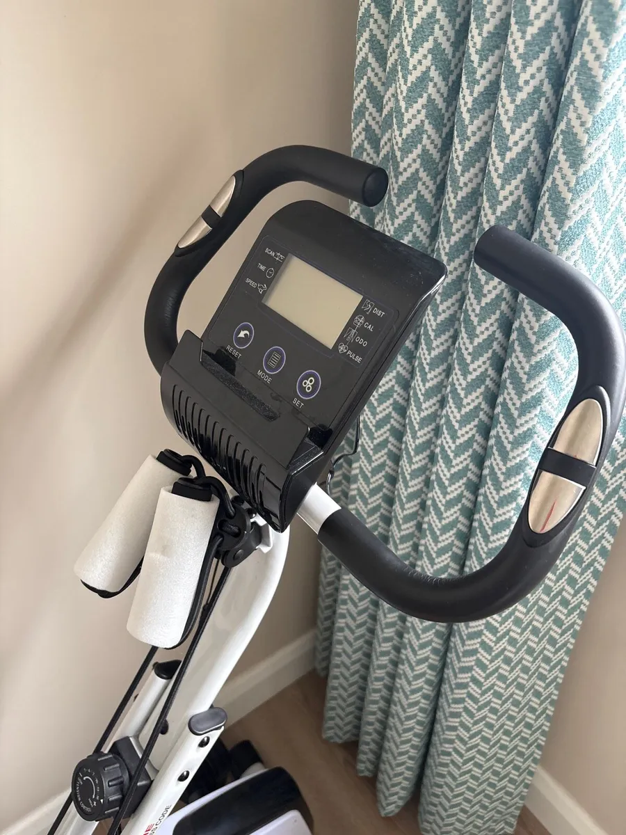 Foldable Exercise Bike, Magnetic Resistance - Image 2