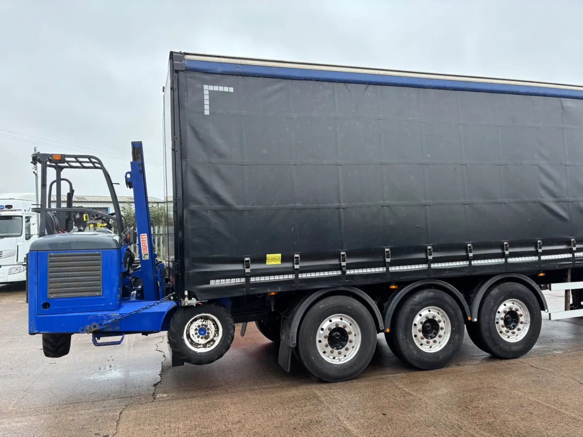 40 foot Curtainsider Moffet brackets Lift Axle - Image 4