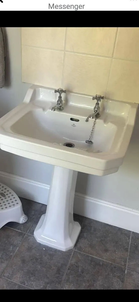 Sink and toilet - Image 2
