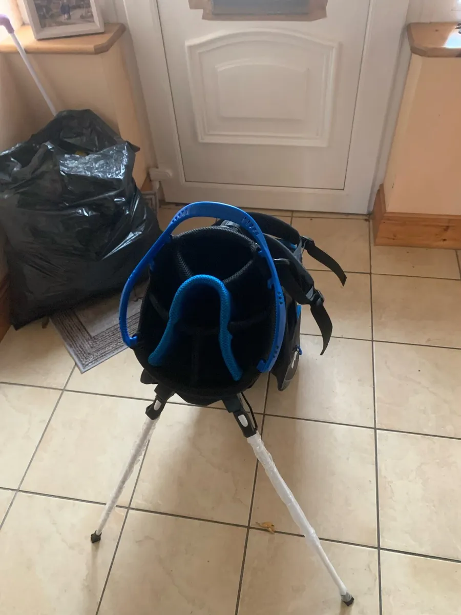 Taylormade carry bag - Image 2