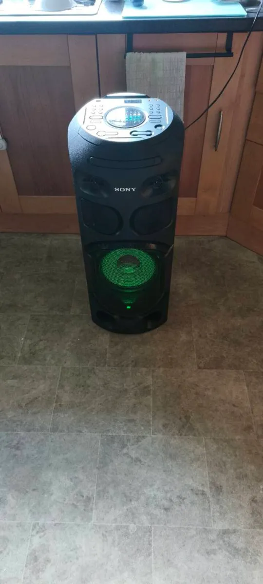 Sony Bluetooth speaker - Image 3