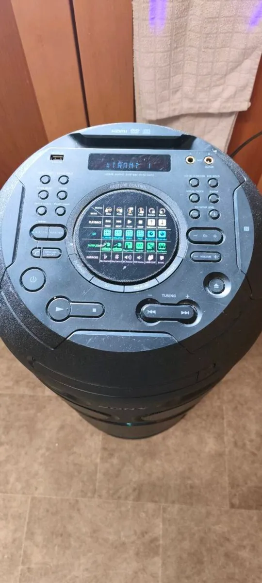 Sony Bluetooth speaker - Image 2