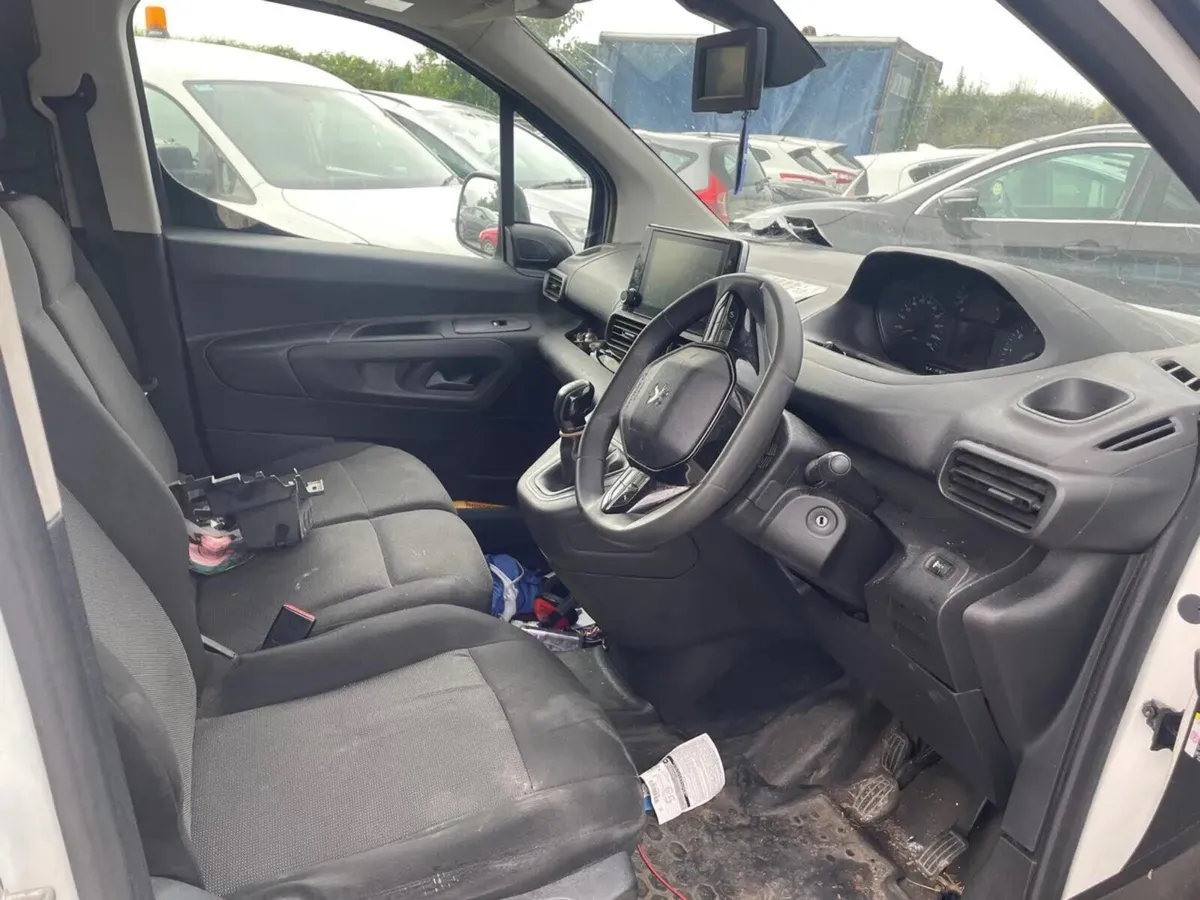 21 Peugeot partner - Image 3
