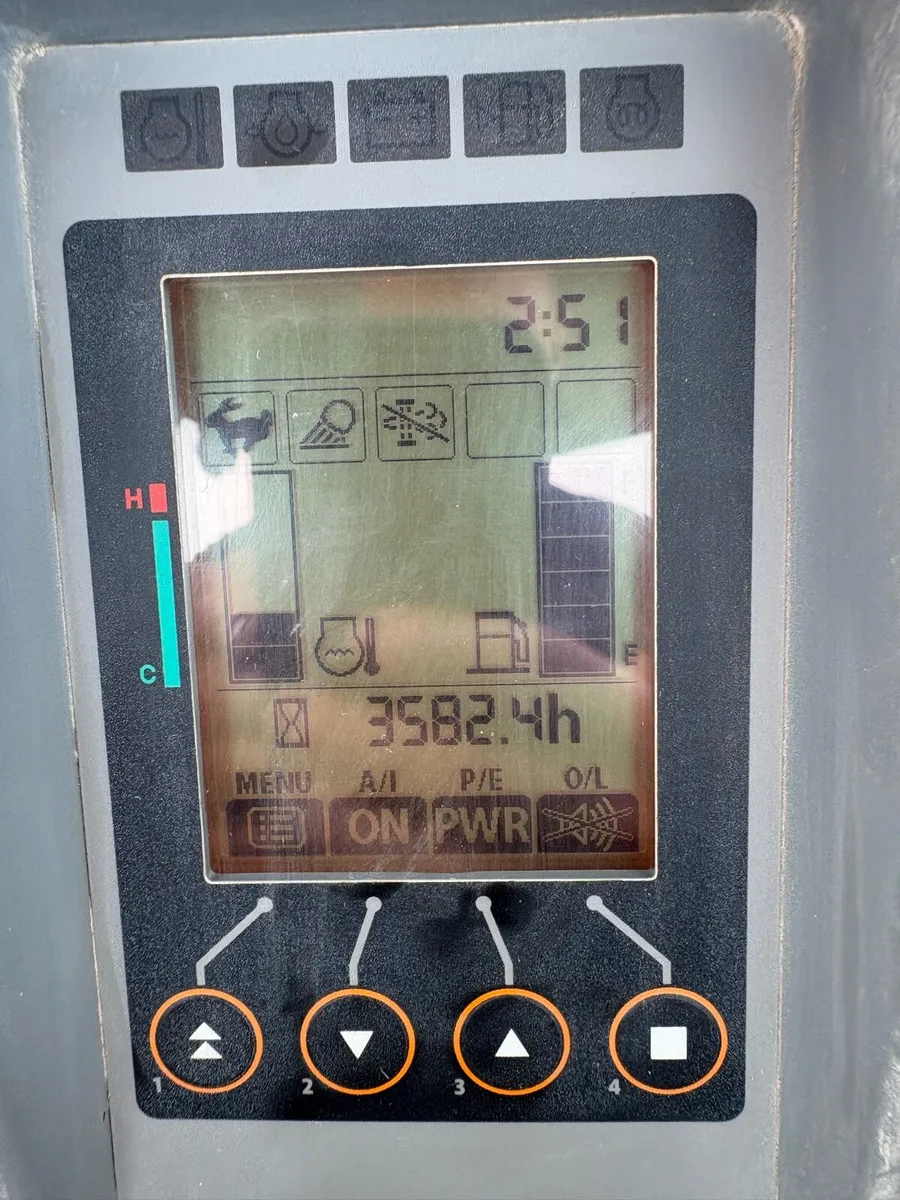 Hitachi zx48u-6 - Image 2