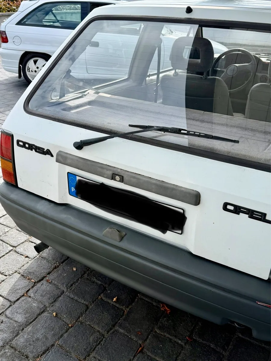 Opel Corsa - Image 1