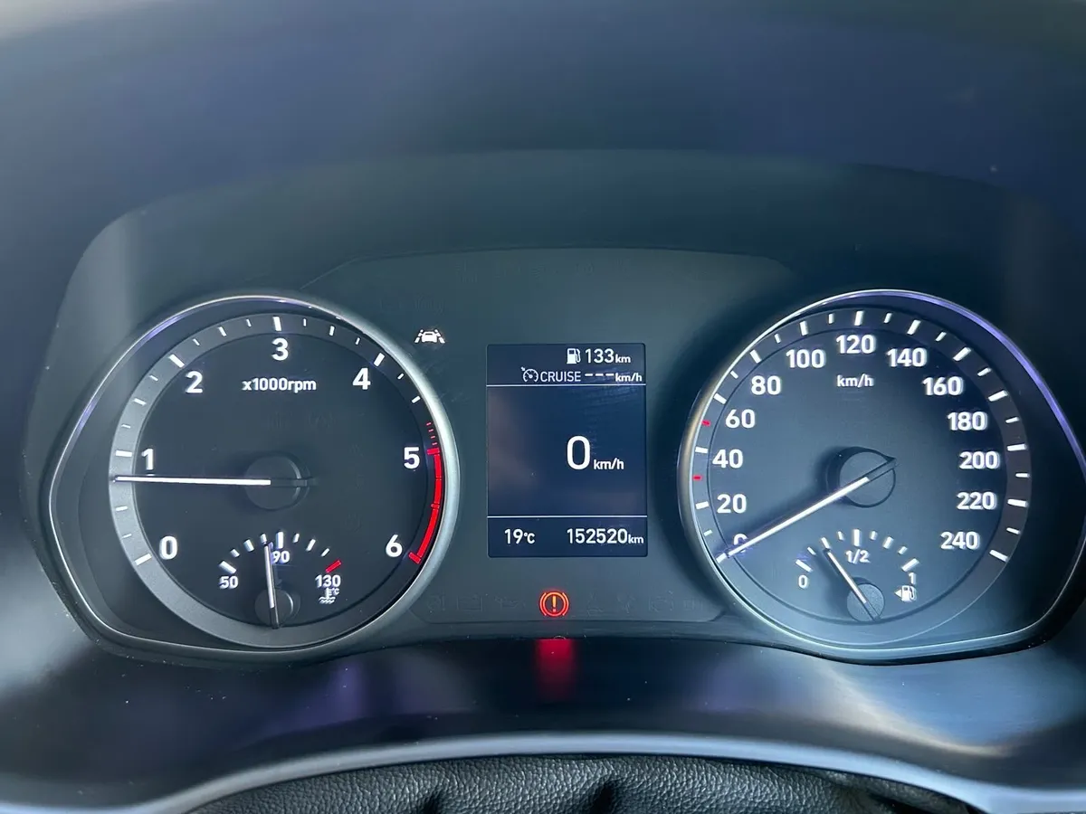 Hyundai i30 2022 - Image 2