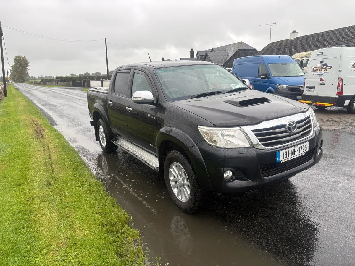 2013 toyota hilux 3.0 invincible - Image 1