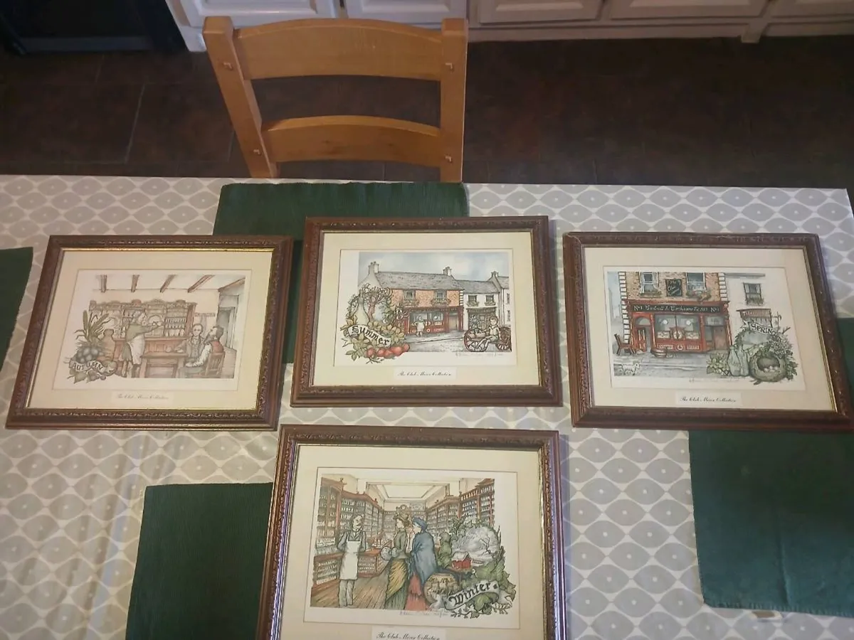 Pub antiques/ornaments