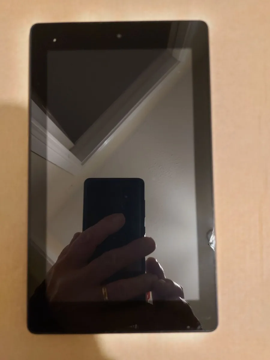 Amazon Fire 7th Gen., 8GB, in very good condition - Image 2