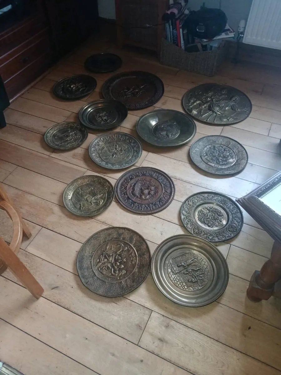 Vintage brass antiques/ornaments - Image 1
