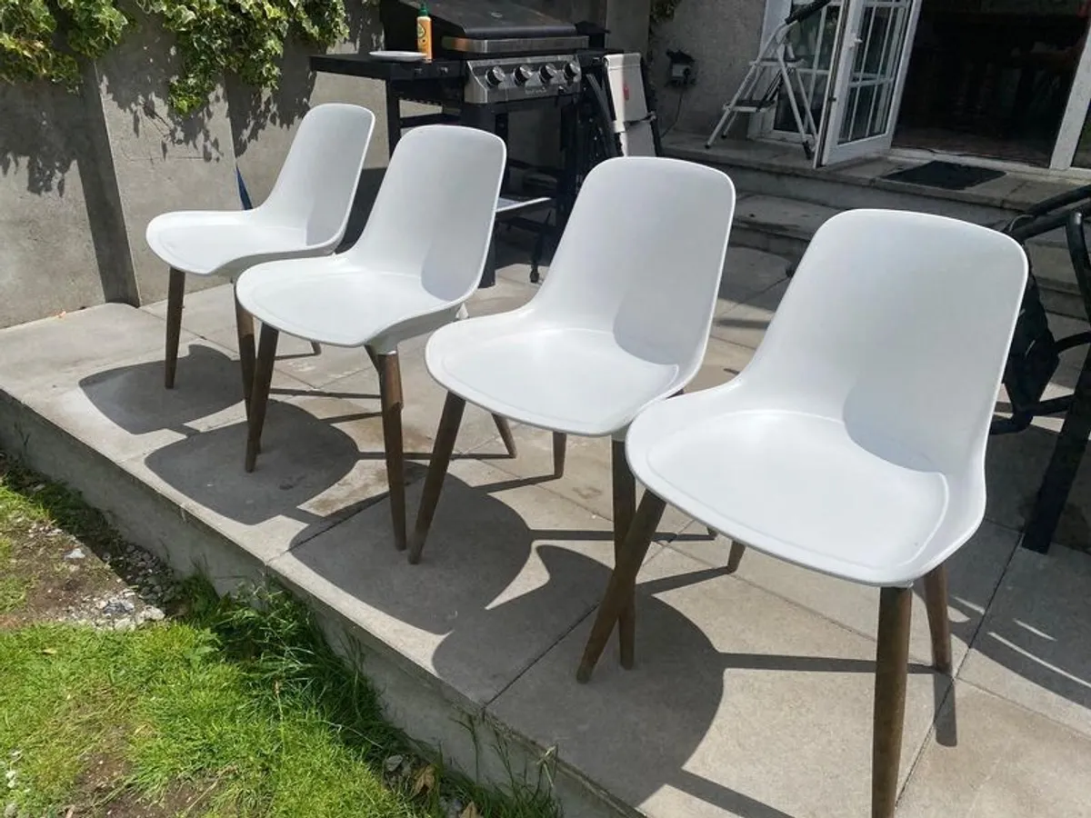 4 Dining Chairs - Image 1