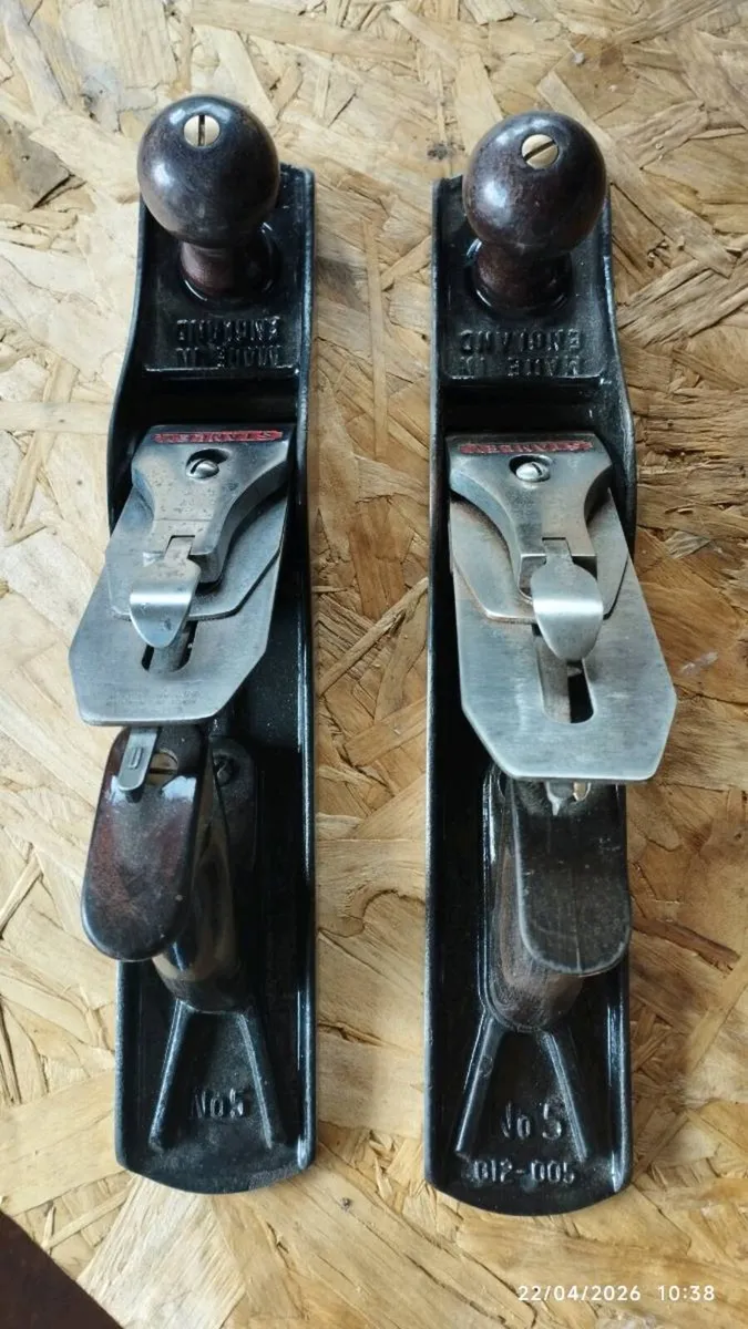 Antique wood planes - Image 3