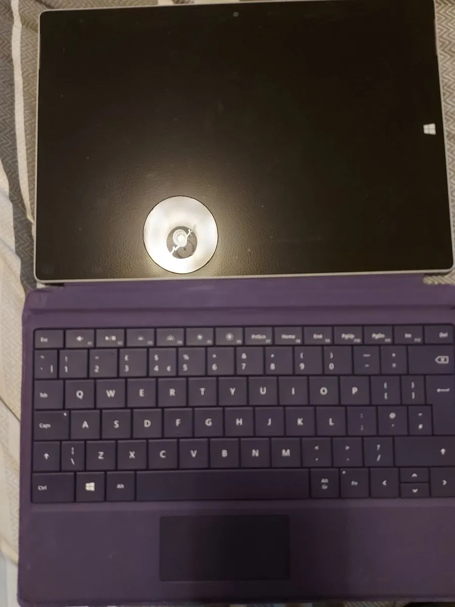 Microsoft Surface Laptop Tablet, 4GB Ram 128GB SSD - Image 2
