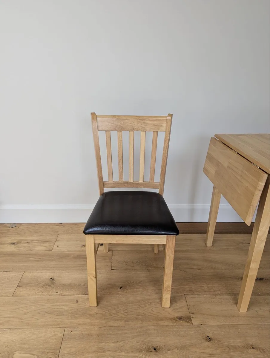 Table & Chairs - Image 2
