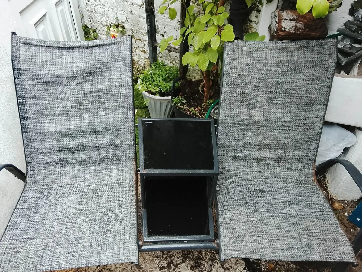 garden furniture - Image 1