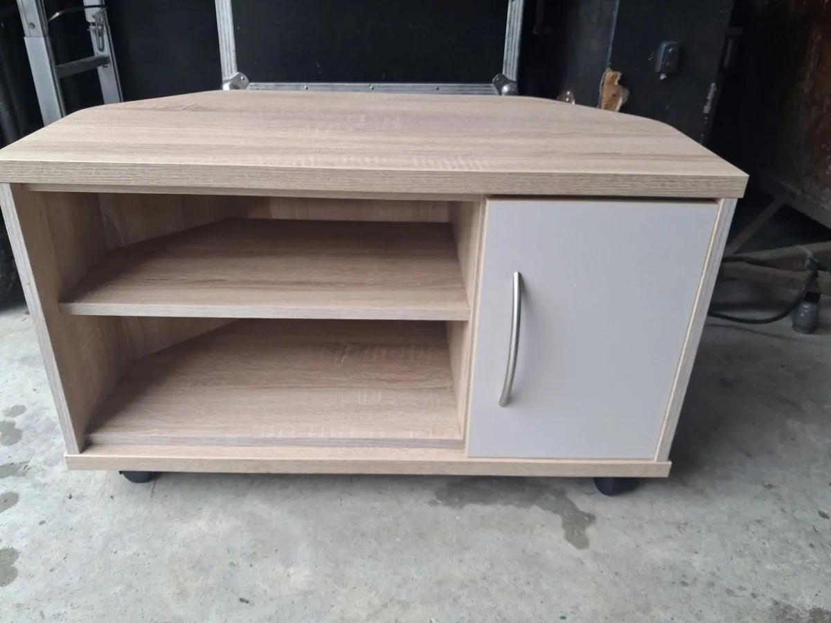 TV Corner Piece for Mobile Home - Image 1