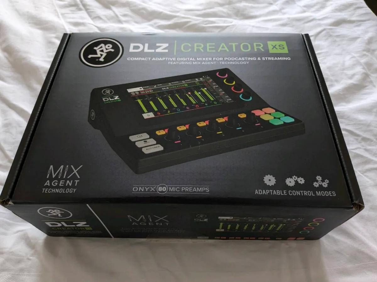 Mackie DLZ XS Digital Mixer - Perfect condition - Image 2