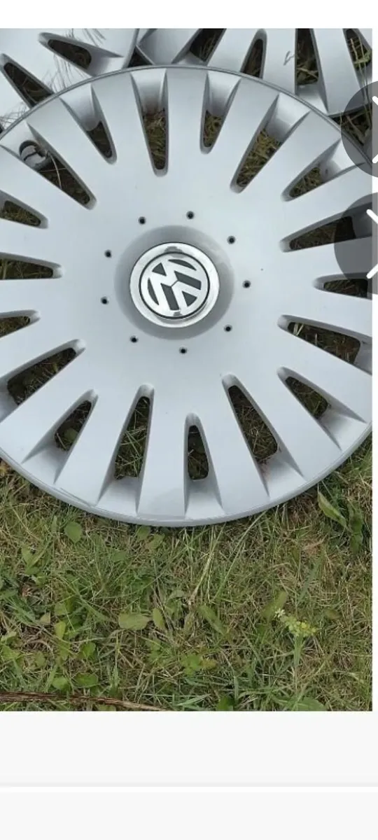 Original VW hubcaps 17 " - Image 1