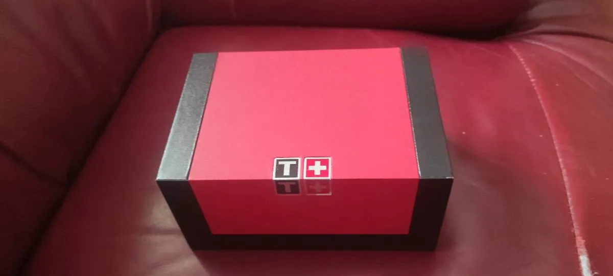 Tissot watch Never used - Image 4