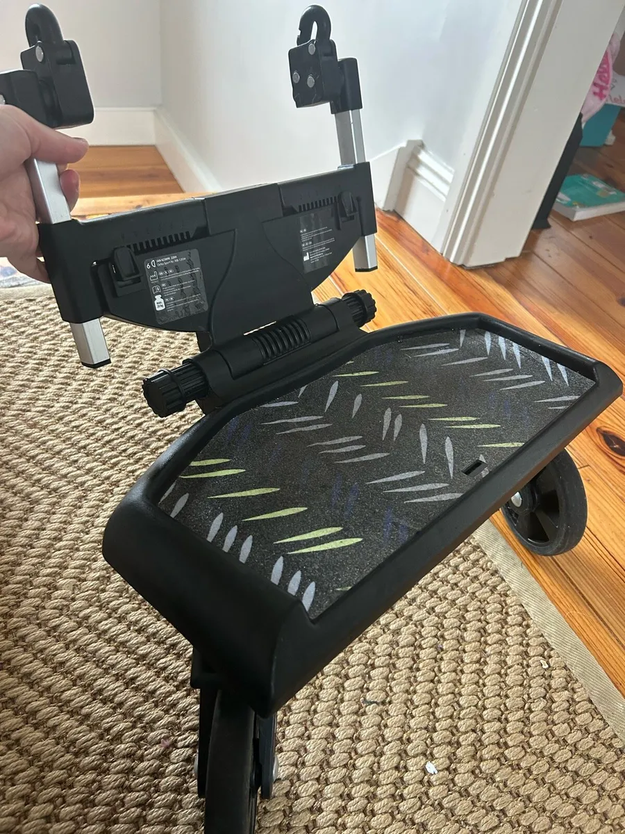Lupilu Universal Buggy Board – Fits Most Prams - Image 1