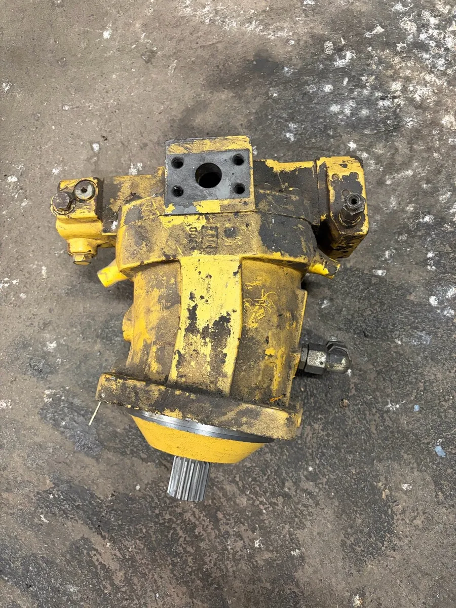 Big hydraulic 2 speed motor - Image 1