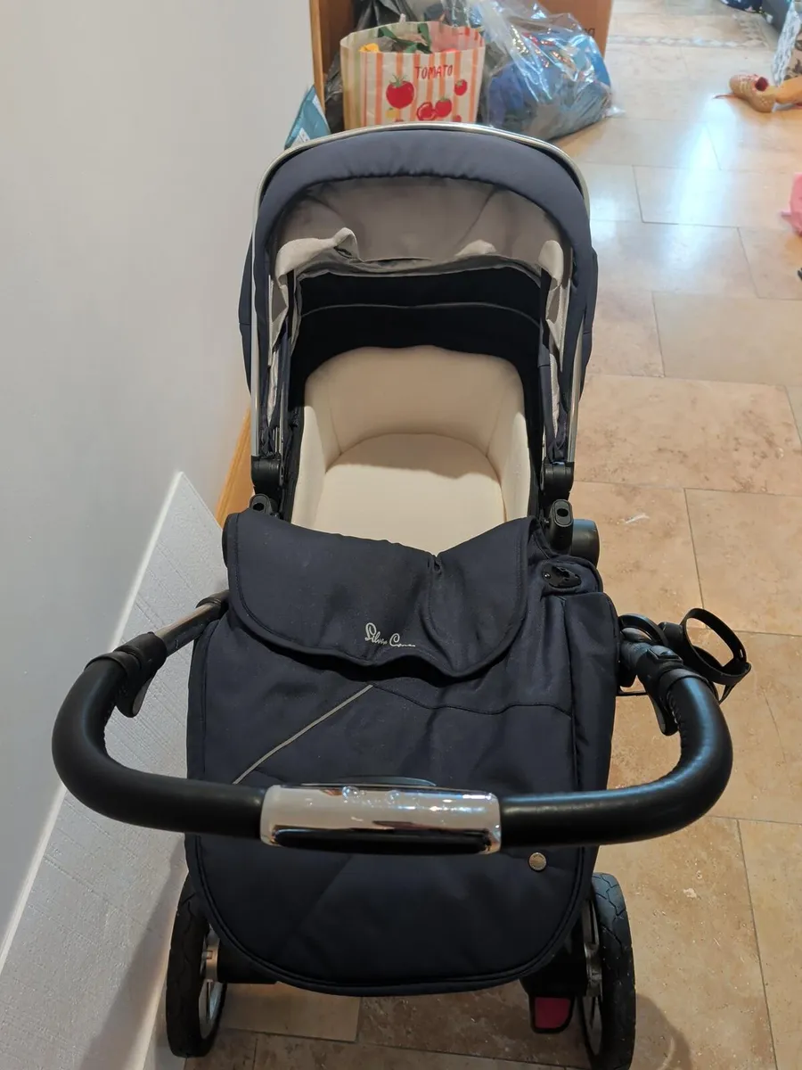 Silvercross Pram + Accessories - Image 3
