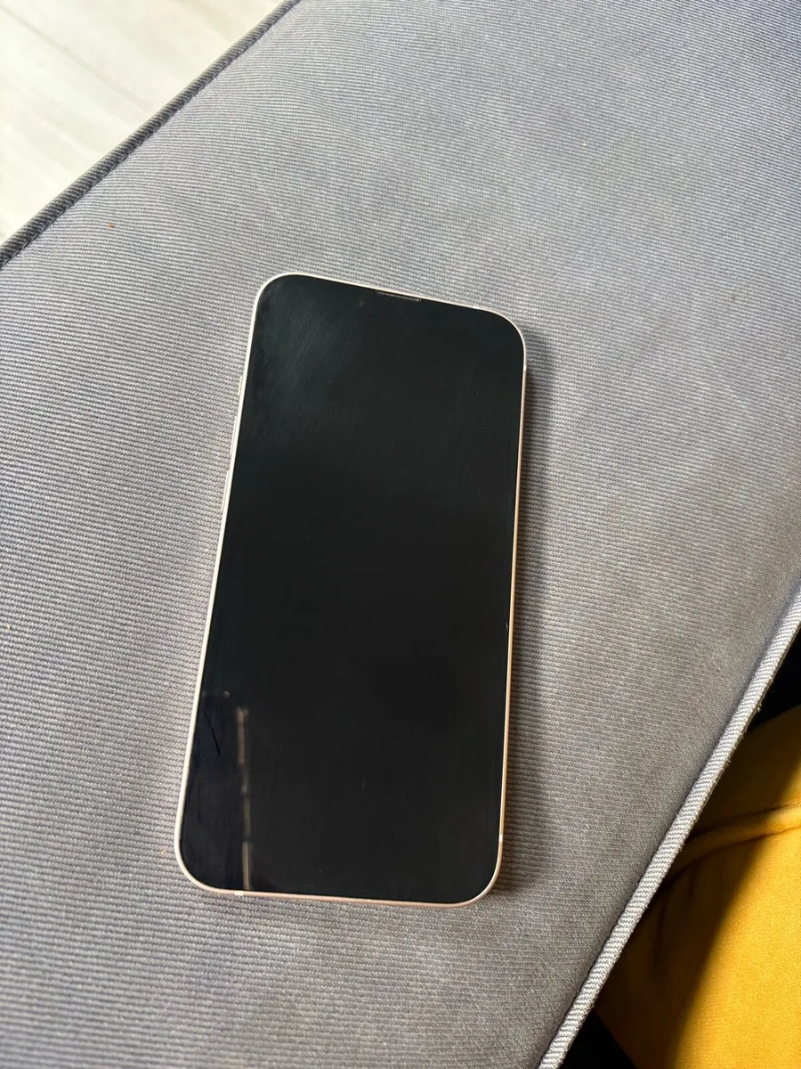 iPhone 14 - 128GB - Image 4