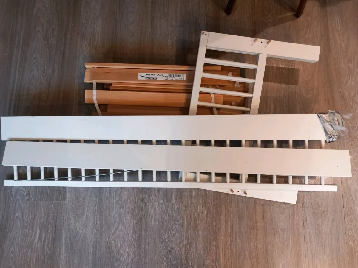 Child, baby bed - Image 2